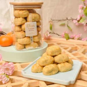 Signature Handmade Pineapple Tarts 22-25 pcs/bottle