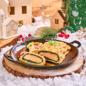 Salmon Wellington with Curried Coconut Spinach served with Asian Relish & Cous Cous Salad Live Station. (minimum 120 pax)