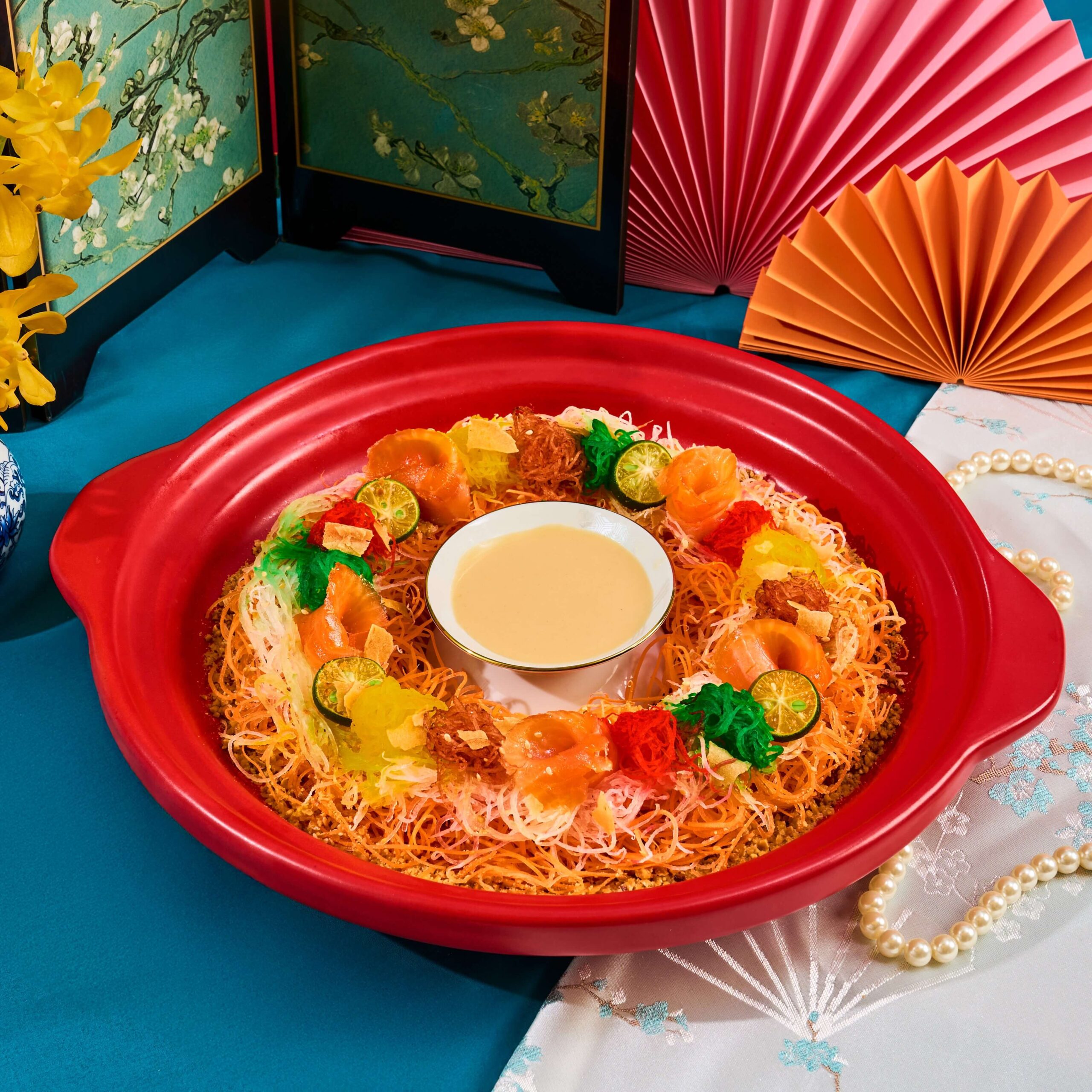 Flourishing Honey Mustard Tamarind Sauce Yu Sheng with Smoked Salmon (1)